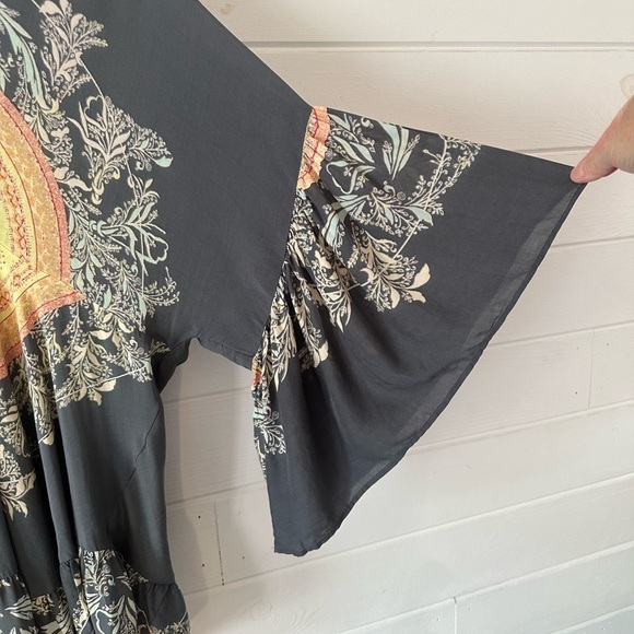 Free People Sunset Dreams Boho Printed Bell Sleeve Oversized Flowy Tunic Top S - Picture 6 of 12